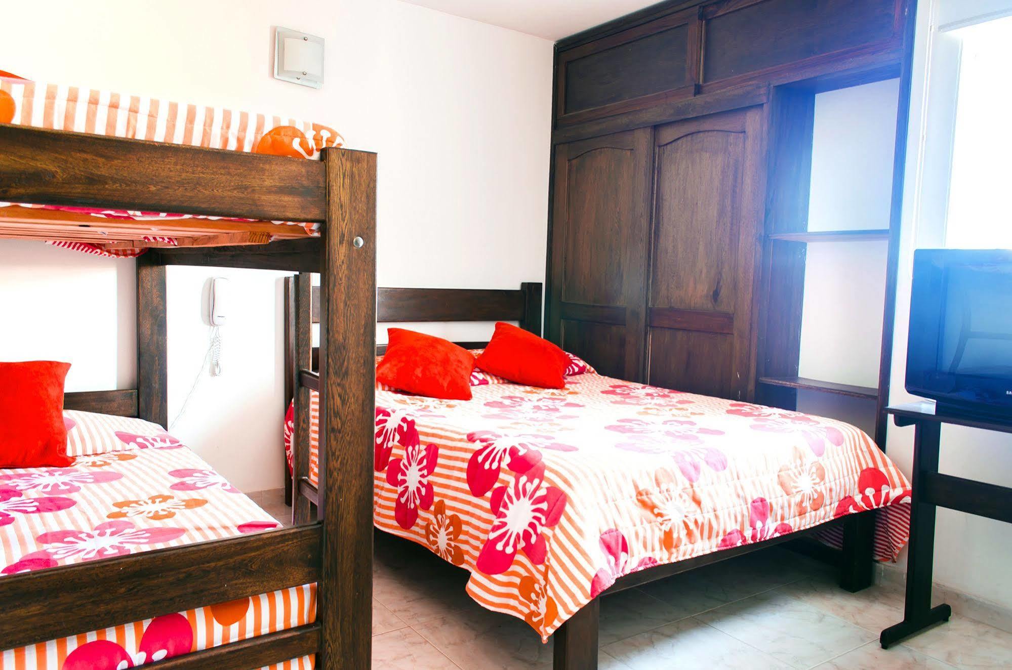 Hotel Marovi Santa Marta Dış mekan fotoğraf